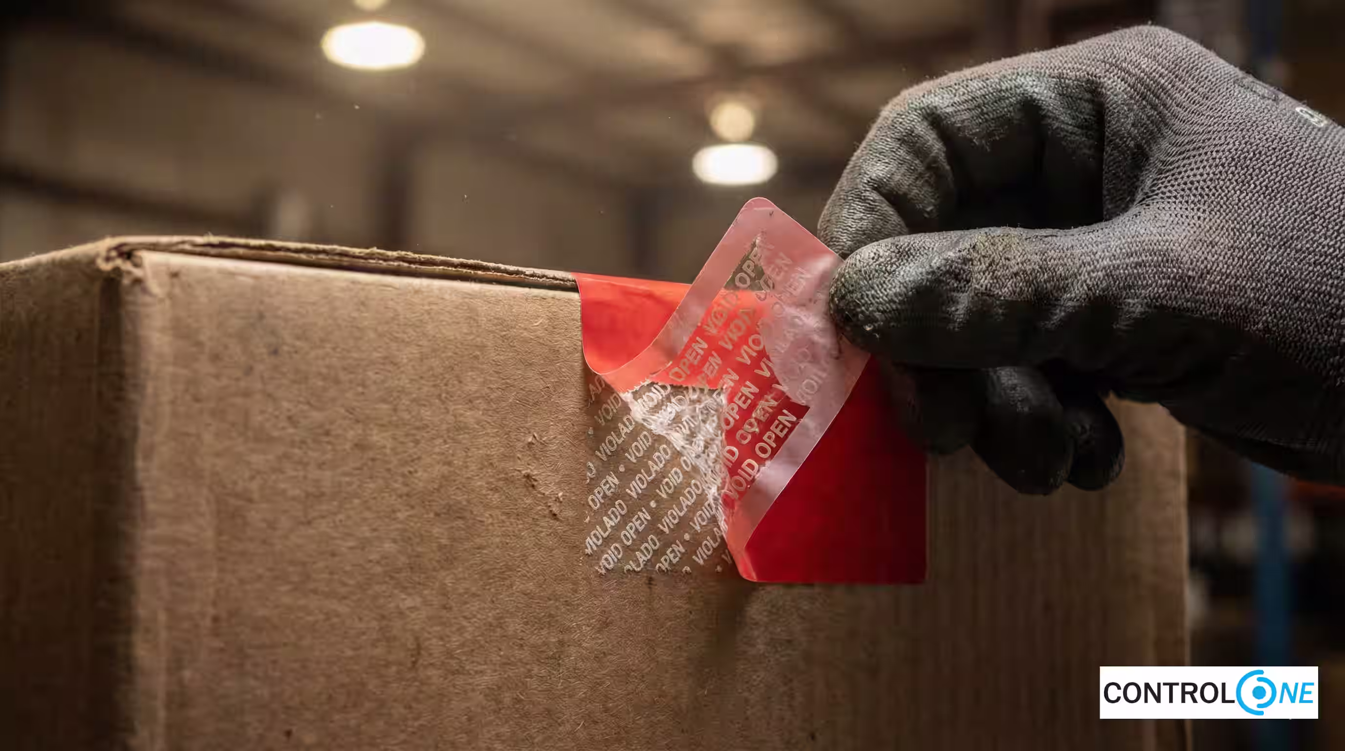 Etiquetas de Seguridad VOID: ¿Cómo proteger cajas de cartón y sobres?